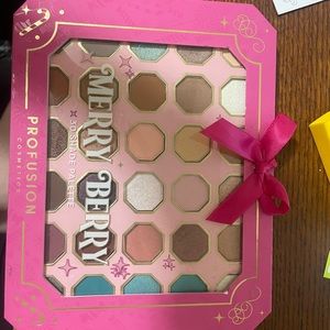 Profusion Cosmetics Sweet Holiday Merry Berry 35 Shade Eyeshadow Palette